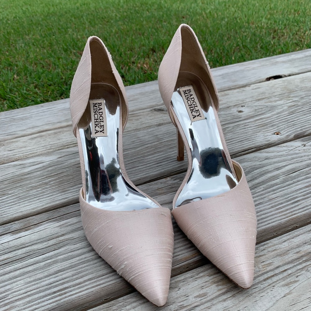 Badgley Mischka Lola Pumps, light pink